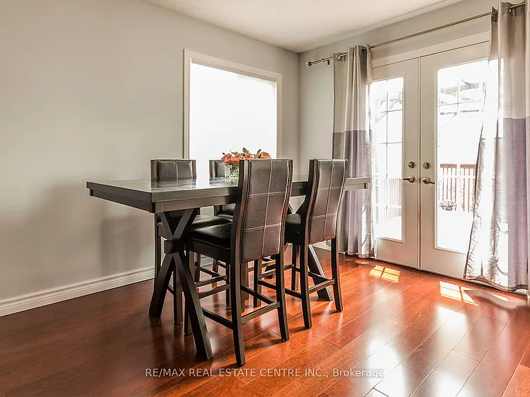44 Lemon Grass St — Photo 11