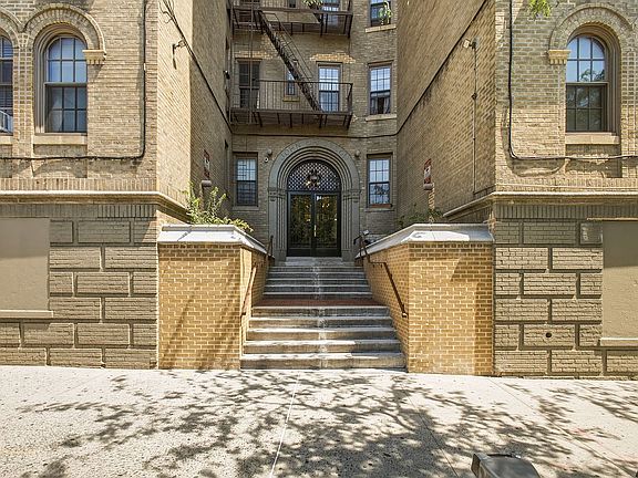2nd image of 1100 Grand Concourse APT 5J