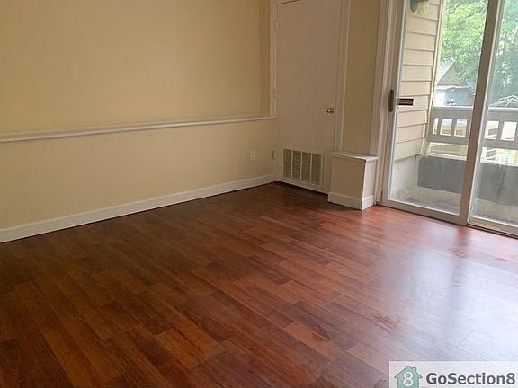 4th image of 980 Lindley St #102G