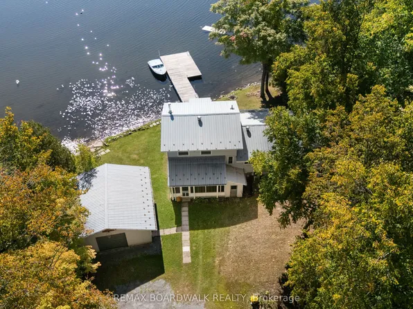 363 Hardwood Ridge Rd, Lanark Highlands, ON K0G 1K0