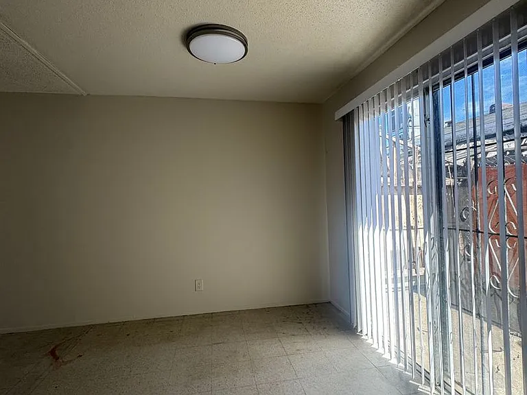 718 Bedlow Dr — Photo 4