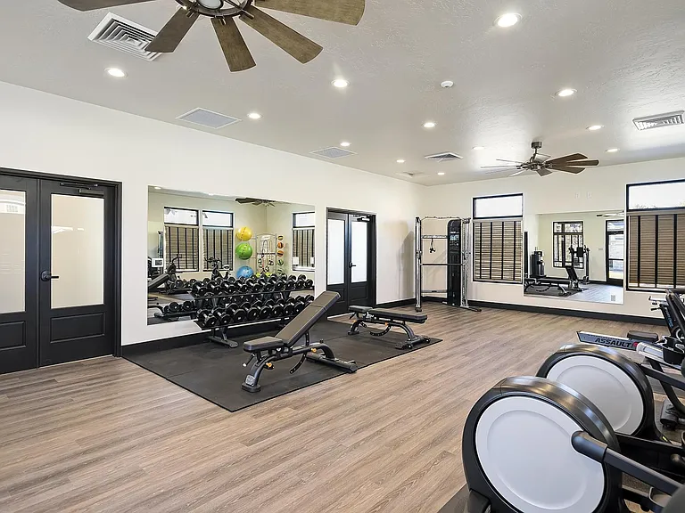 Cedar Crossing Luxury Townhomes — Photo 19