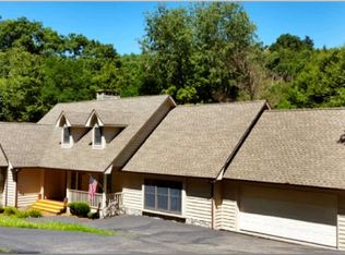 243 Midvalley Rd, Blowing Rock, NC 28605