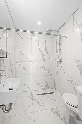 Rented by Compass | media 10