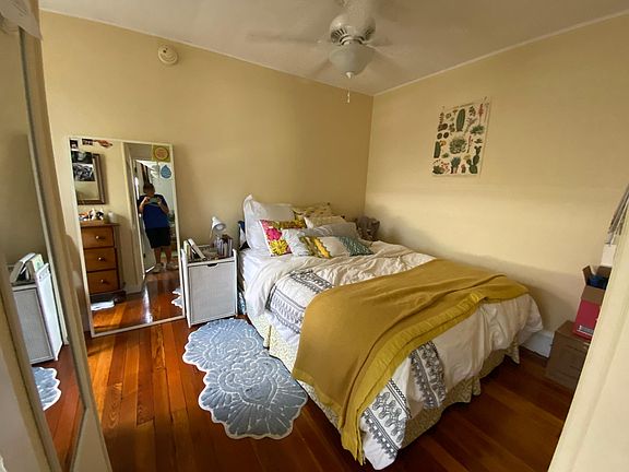 3rd image of 504 Manhattan Ave #2F