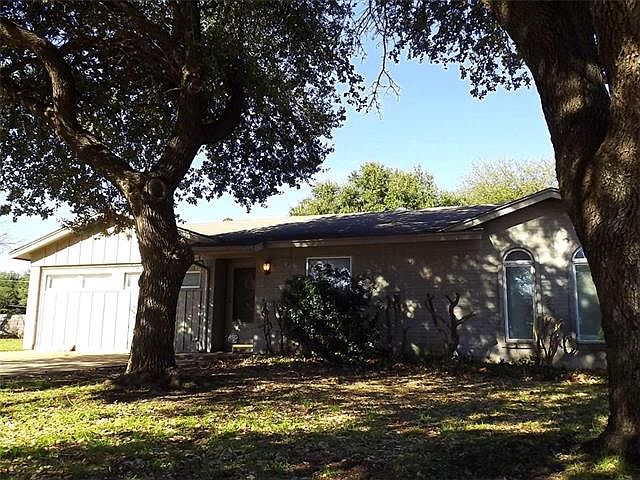 1st image of 1609 Lancelot Ln