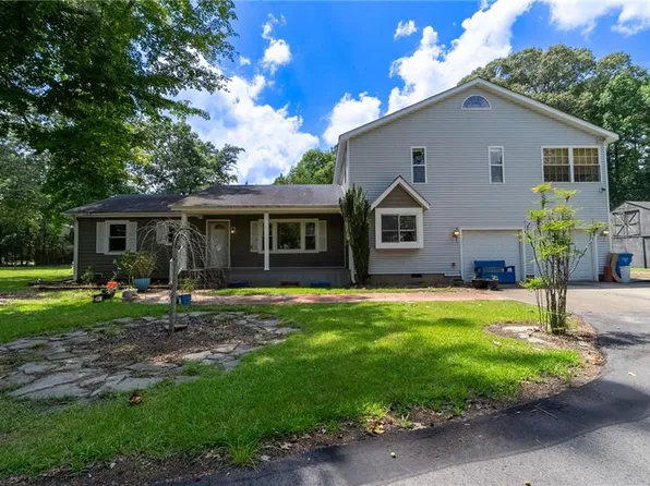 2600 Saint Brides Rd W, Chesapeake, VA 23322