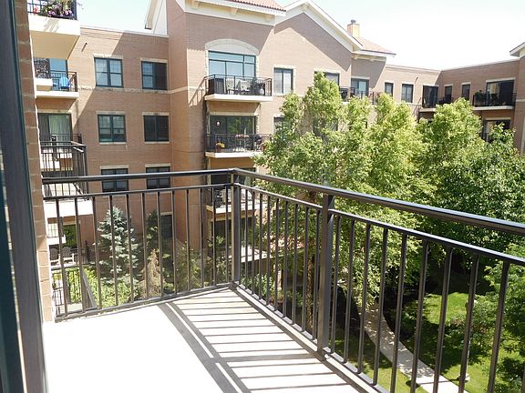 2nd image of 5100 W 96th St APT 438