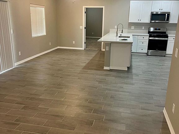 4th image of 2021 E Mesa Vista Pl