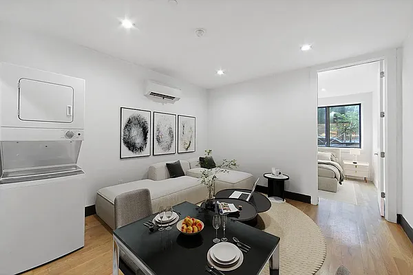 Rented by TorsX Inc | media 4