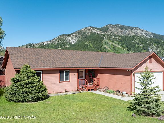 2nd image of 167 Parkway Dr