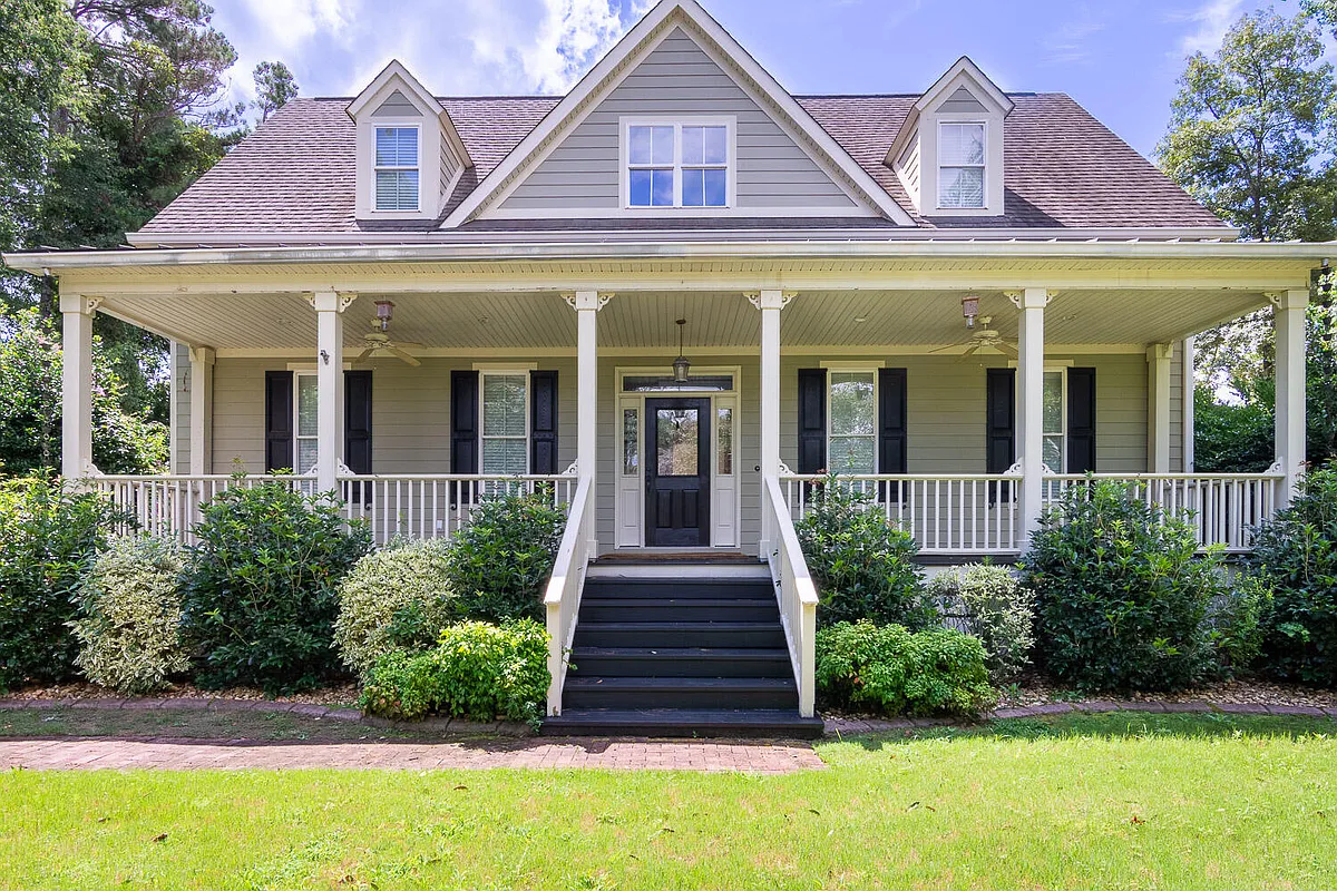 Building Photo - 202 Lagoon Dr