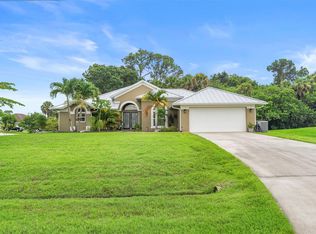 2102 SW Vixen Ct, Port Saint Lucie, FL 34953