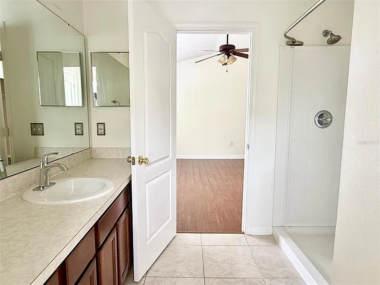 1535 Broken Oak Dr #37B — Photo 20
