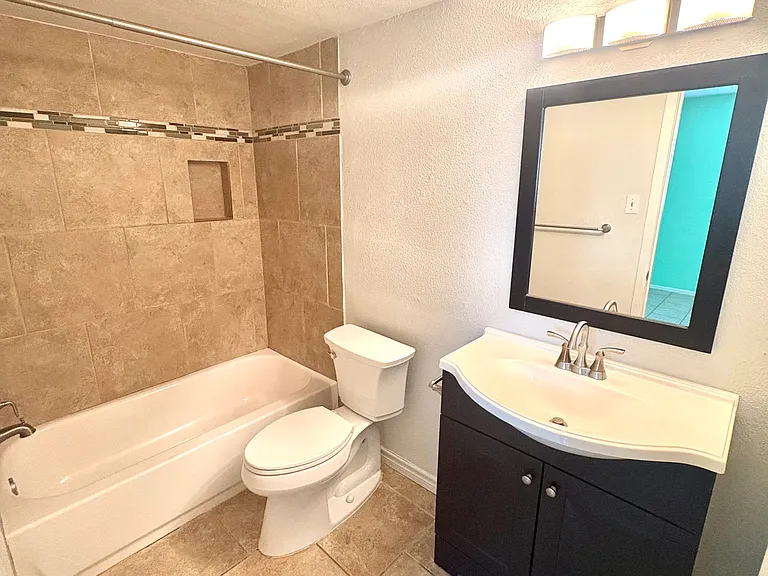 3105 S 1st St #101 — Photo 11