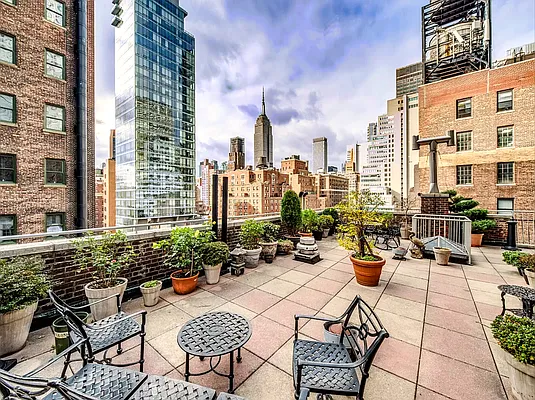 Sold by Brown Harris Stevens | media 5