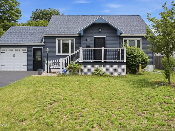 1022 Riggi Avenue, Schenectady, NY 12303