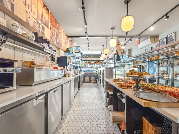 192 Union Street image 9 of 36