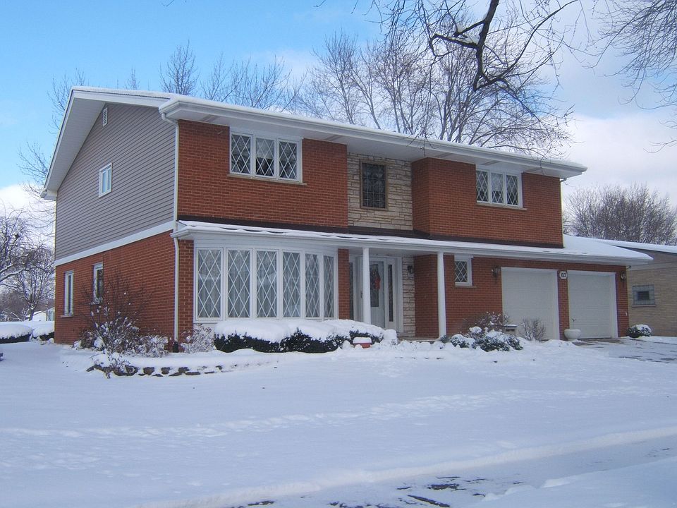 For a downloadable brochure please visit www.billwhitehomes.com