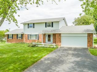 2645 Swailes Rd, Troy, OH 45373