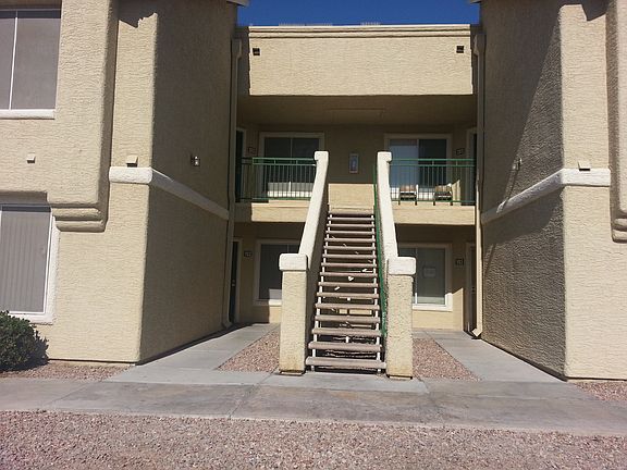 2nd image of 1401 Linnbaker Ln Unit 102