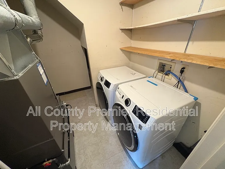 3605 Pinhorn Dr — Photo 6
