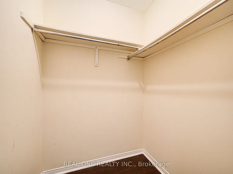 2593 Addingham Cres — Photo 29