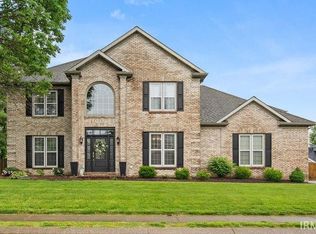 3022 Southern Trace Dr, Newburgh, IN 47630