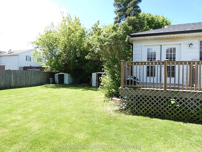 98 Barton St #2 — Photo 13