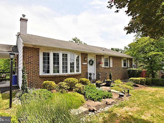 2nd image of 614 Englesville Rd