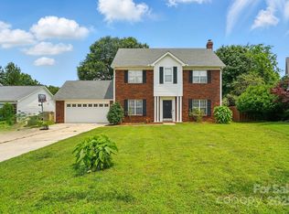 6821 Millingden Ct, Charlotte, NC 28277