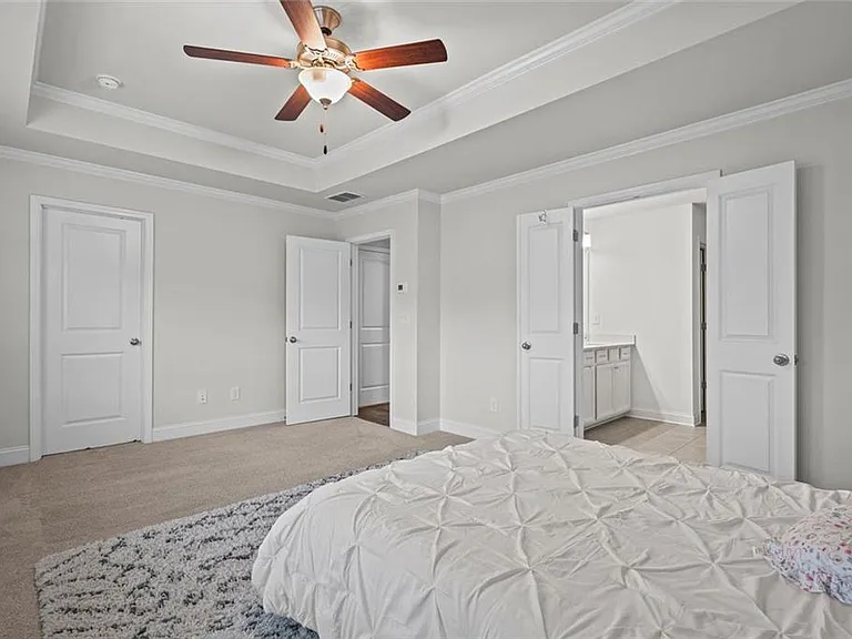 2779 White Oak Ln #20 — Photo 21