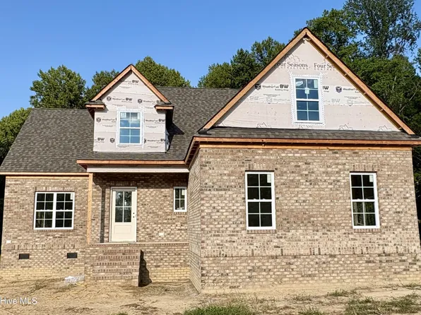 3934 Carriage Woods Court, Rocky Mount, NC 27804