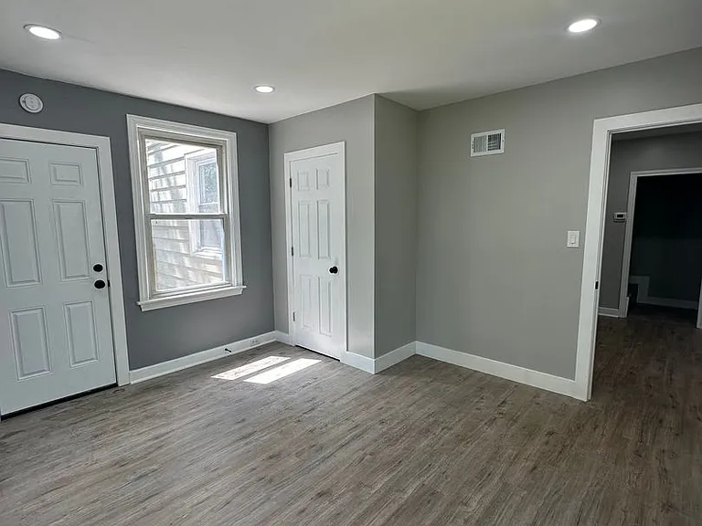 1004 Woodland Ave — Photo 6