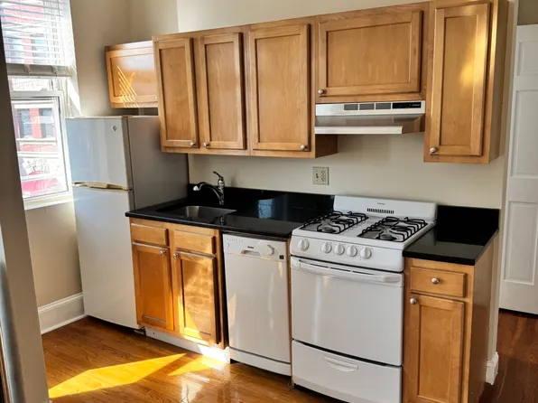 1197 Commonwealth Ave, Boston, MA