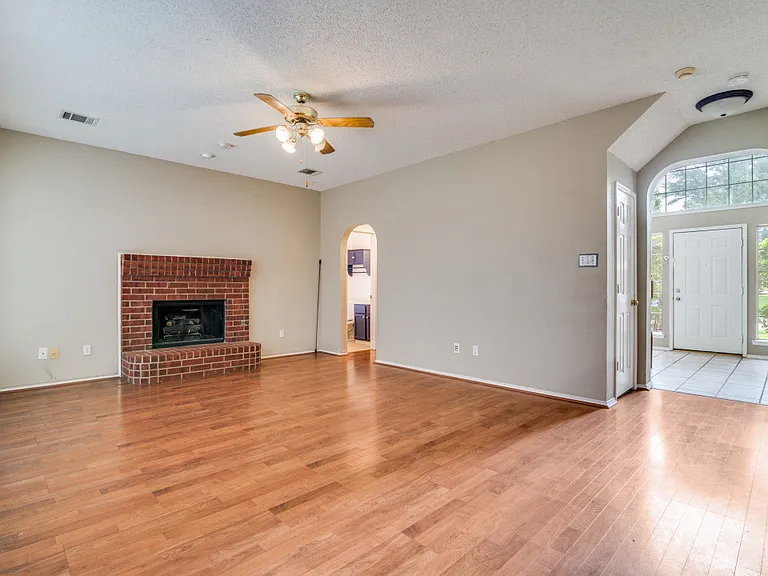 1806 Pendleton Rd — Photo 13