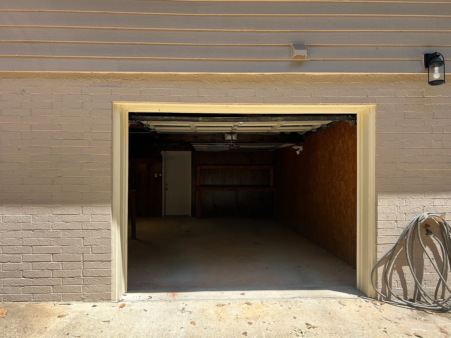 2 bed, 1400 sqft, $1,600 — Photo 2
