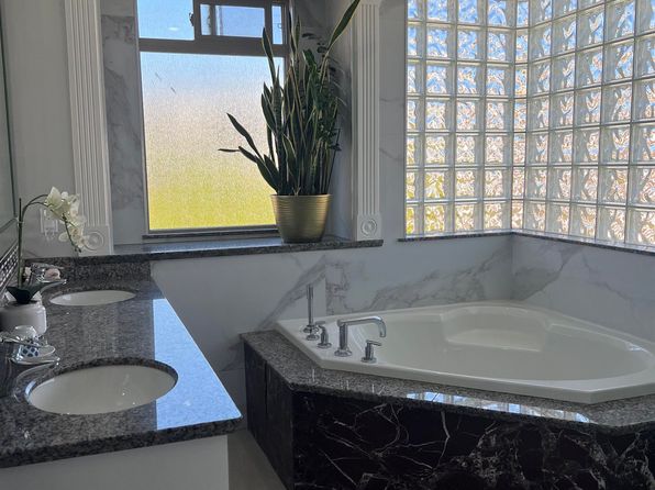 6 bedroom rental in Vancouver — photo 12