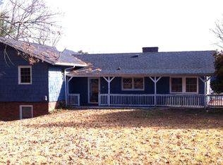2523 W Woodlyn Way, Greensboro, NC 27407