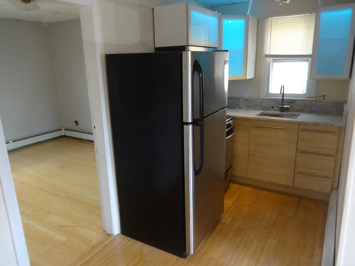 Building Photo - 48 America St #1R
