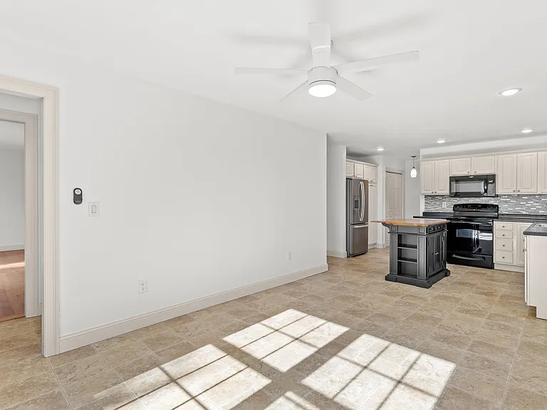 22 Maple Rd — Photo 22