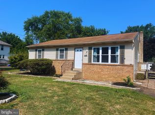 72 Madison Ave, Warminster, PA 18974