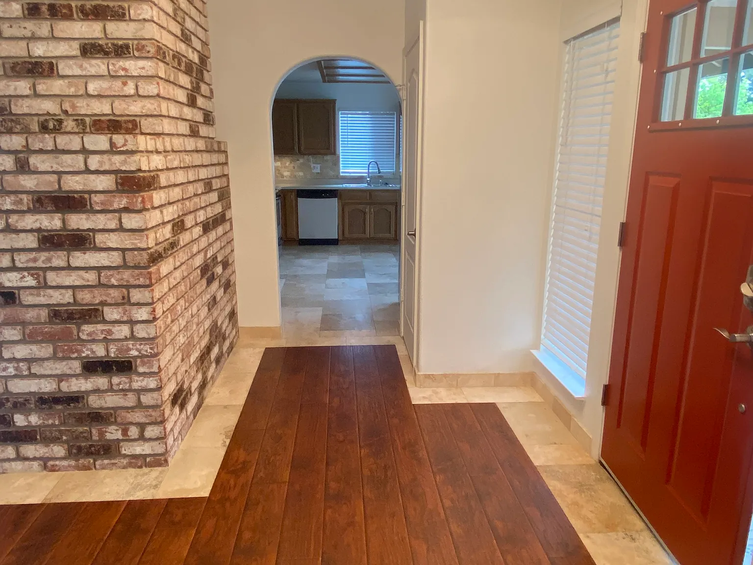 1580 Portofino drive — Photo 2