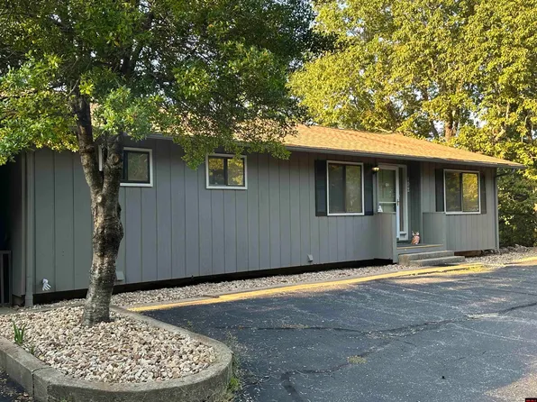102 Oriole Ln, Bull Shoals, AR 72619