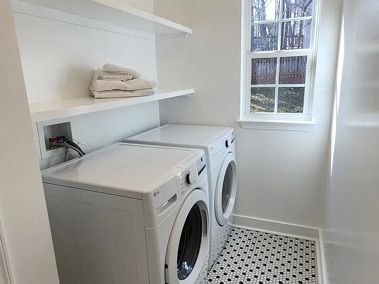 102 Waters Reach Ln — Photo 13