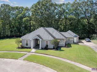 10401 Clearview Ave, Baton Rouge, LA 70811