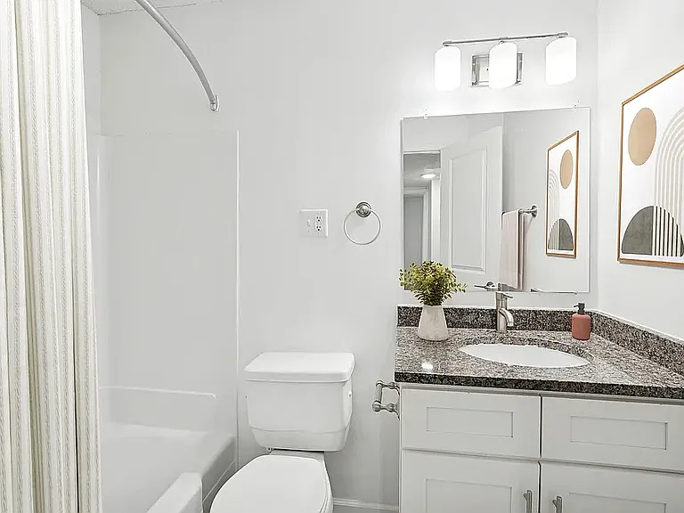 The Apartments at Midtown 501 — Photo 31
