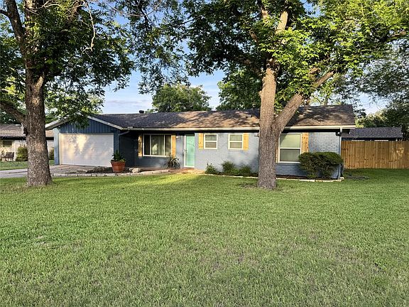 3rd image of 11807 Dove Haven Dr