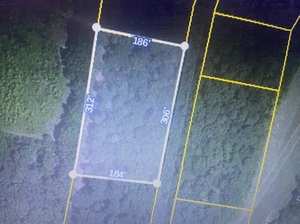 3 Hawthorne Ln, Savannah, TN 38372