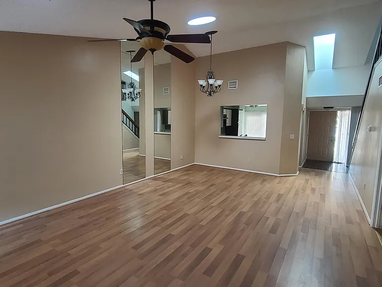 140 Laughing Gull Ct — Photo 10